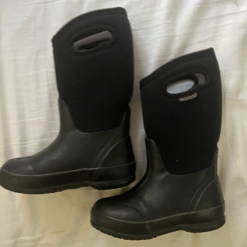 Black bogs winter boots size 13